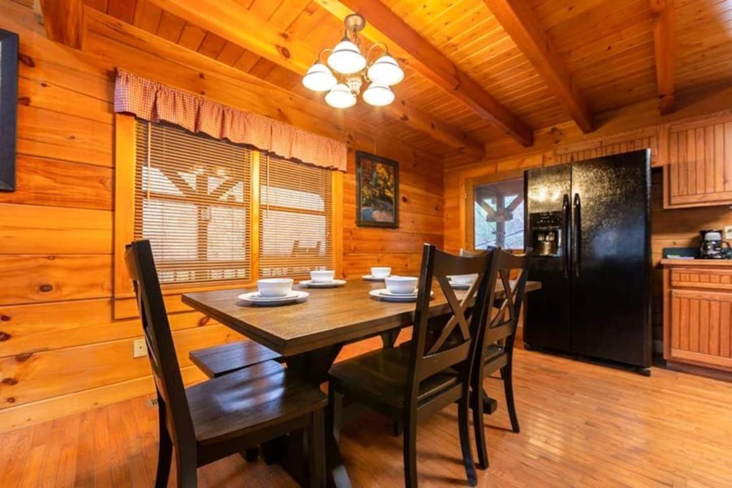 Pigeonforge Cabin Game Roomdog Friendlyhot Tub Pigeon Forge Ngoại thất bức ảnh