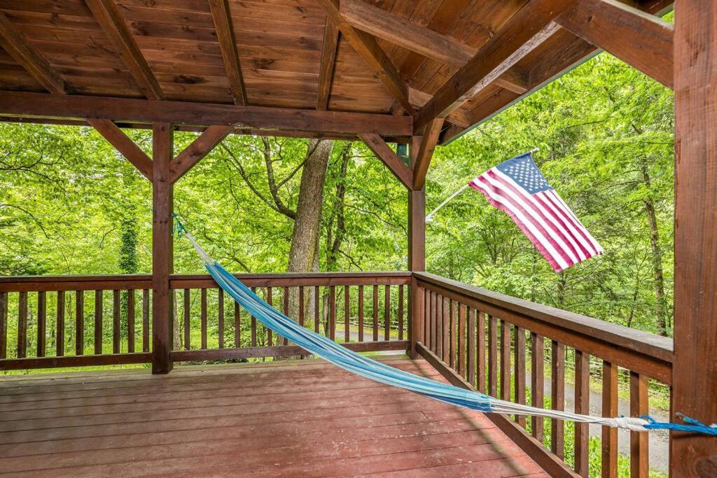 Pigeonforge Cabin Game Roomdog Friendlyhot Tub Pigeon Forge Ngoại thất bức ảnh